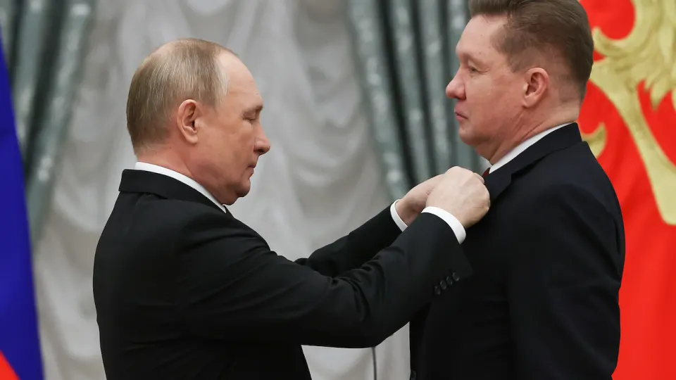 Увеличение тарифов на газ для населения помогло головному газовому бизнесу перейти к прибыли по РСБУ, однако по итогам года и по международным стандартам результаты остаются разнонаправленными.
