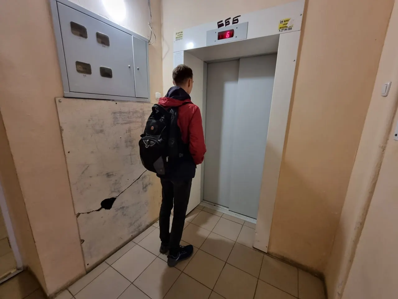 В региональном парламенте рассказали, что в 2026 году выделят субсидии для установки 17 лифтов в шести домах в рамках приведения в порядок высотного фонда.