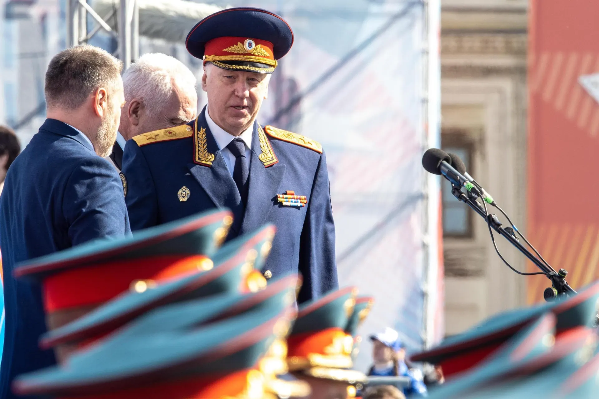 Глава Следственного комитета обратил внимание на обращения жителей Пронска (Рязанская область) о проблемах с коммунальными коммуникациями; возможна проверка по установленной процедуре.