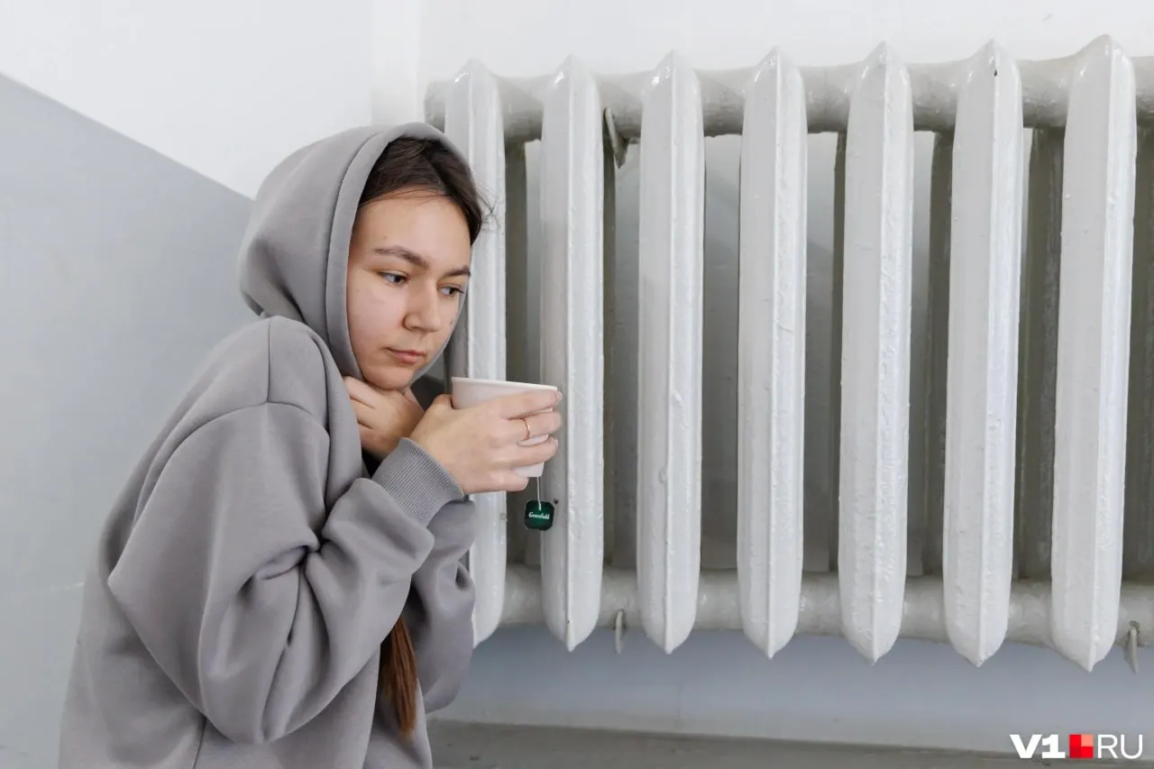 После праздников среднесуточная температура в регионе опустилась ниже +8 °C, и жители массово жалуются на отключения отопления во время заморозков.