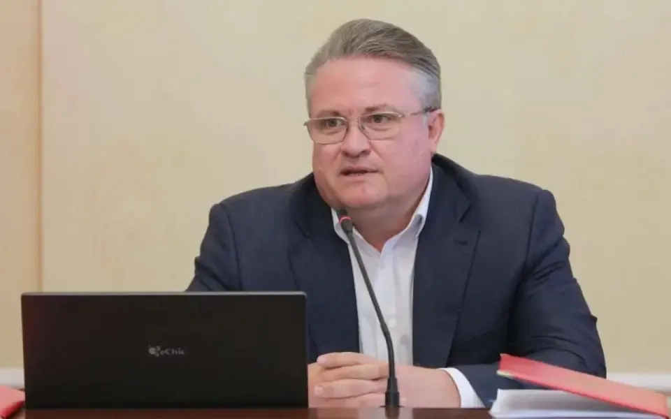 Бывший мэр Воронежа Вадим Кстенин покинул должность гендиректора водоканала — он проработал на этой позиции чуть меньше двух лет.