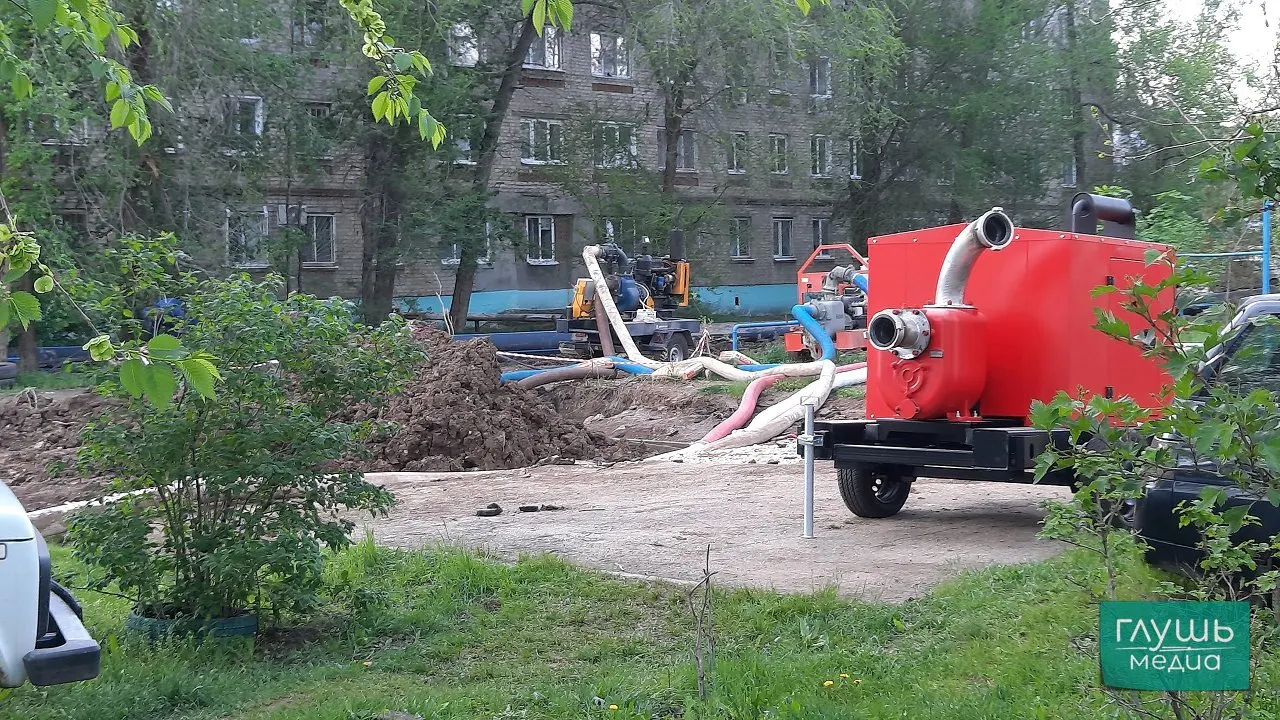 В Энгельсе остановят подачу холодной воды с 20:00 до 18:00 11 мая для завершения ремонта коллектора; введён режим ЧС, жителям обещан перерасчёт услуг.