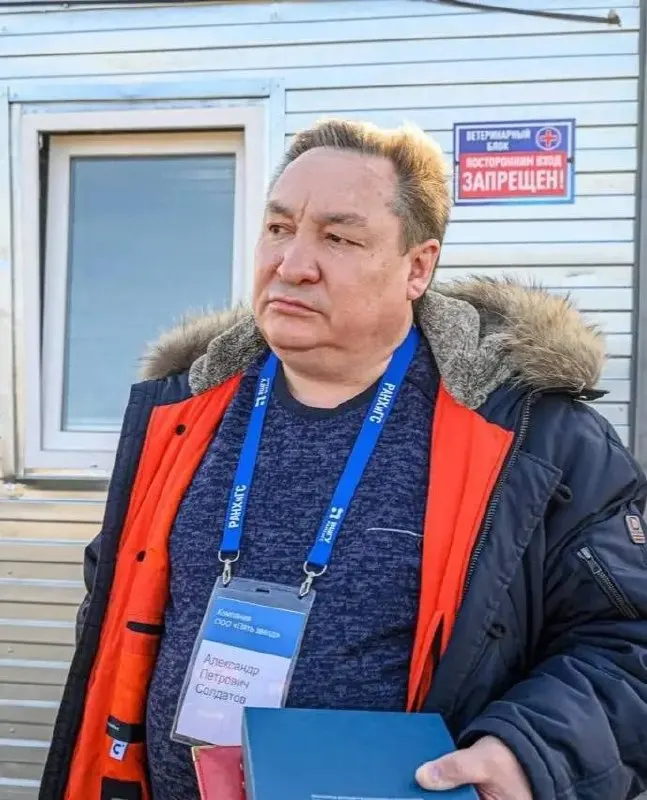 Суд продлил меру пресечения для директора компании «Пять звезд» до 23 июля в рамках дела о нападении бродячих собак на ребёнка в Чите. По делу также проходят чиновник городского благоустройства и компания-исполнитель контракта.