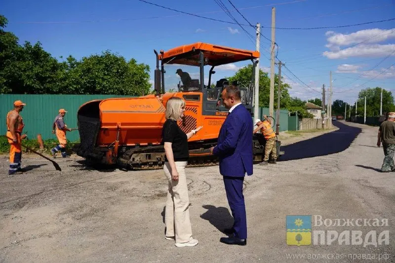 Несмотря на бюрократические препятствия, жители нескольких регионов отстояли привычные выпускные и вернули дороги в муниципальную собственность или добились их ремонта.