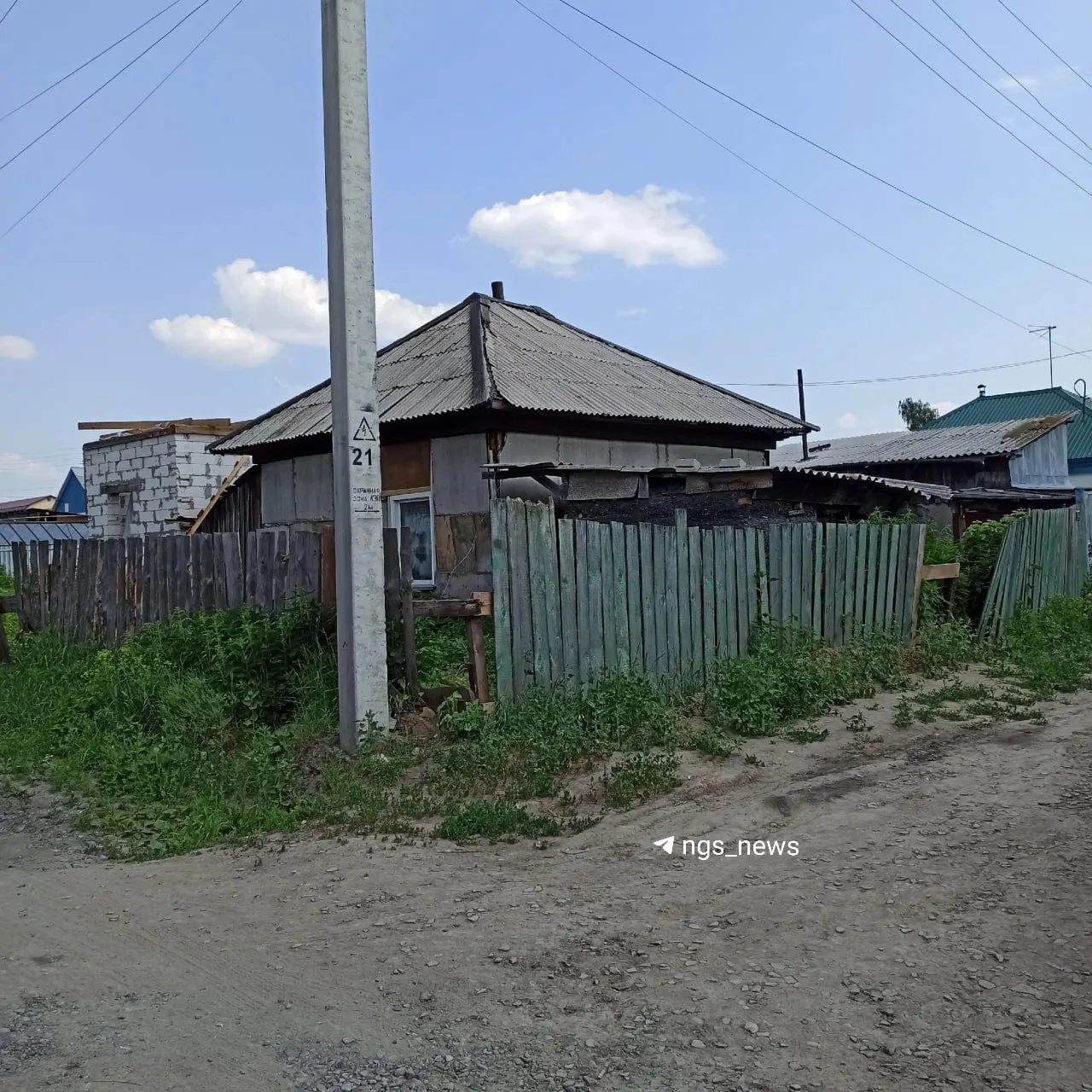 После прорыва на улице Трехгорной жители узнали, что участок водопровода не числится ни за кем. Мэрия заявила, что он не входит в эксплуатационную зону «Горводоканала».