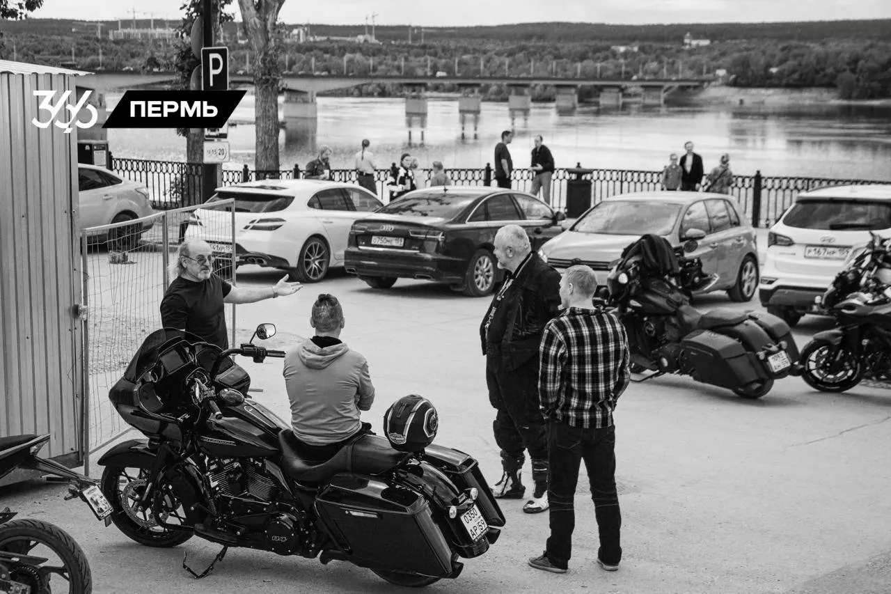 Коротко о событиях в Перми: археологи нашли артефакты на месте старого зоопарка, объявлены массовые отключения воды, обсуждают последствия атак беспилотников и замечены проявления военной пропаганды на детских мероприятиях.