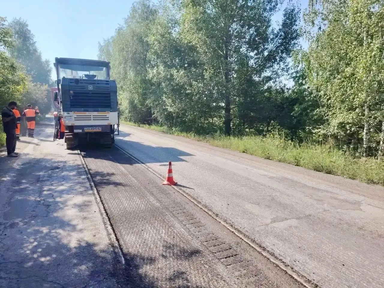 Ремонтируют участок длиной около 2 км. Работы планируют завершить в августе.