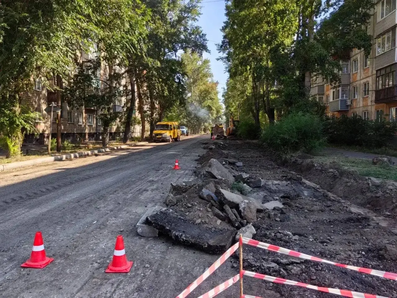 В Барнауле продолжаются работы по ремонту улиц и пешеходных дорожек: по состоянию на 17 июля обновлено покрытие площадью 73,4 тыс. кв. м. Работы затронули проспекты, проезды и участки в жилых районах, на некоторых улицах поставили искусственные неровности.