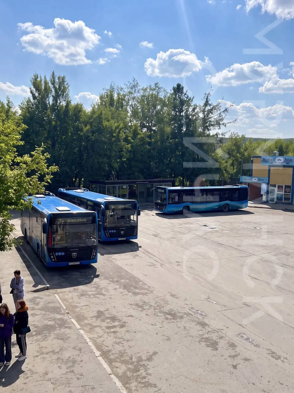 Город объявил конкурс на капитальный ремонт нижней площадки автовокзала на улице Коминтерна — на работы заложено более 49 млн рублей, завершить их планируют до конца сентября.
