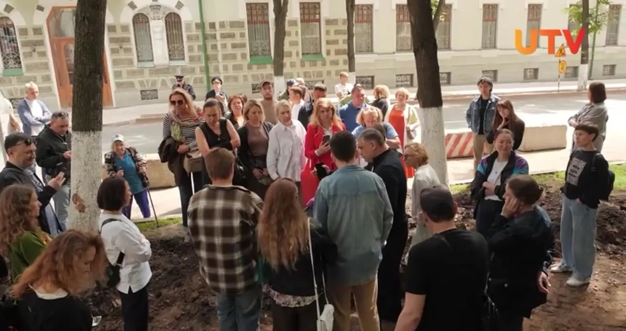 В Уфе обсуждают создание электронной площадки для учёта деревьев и общественного контроля — платформа должна помочь оценивать состояние зелёных насаждений и предотвращать несанкционированную вырубку.