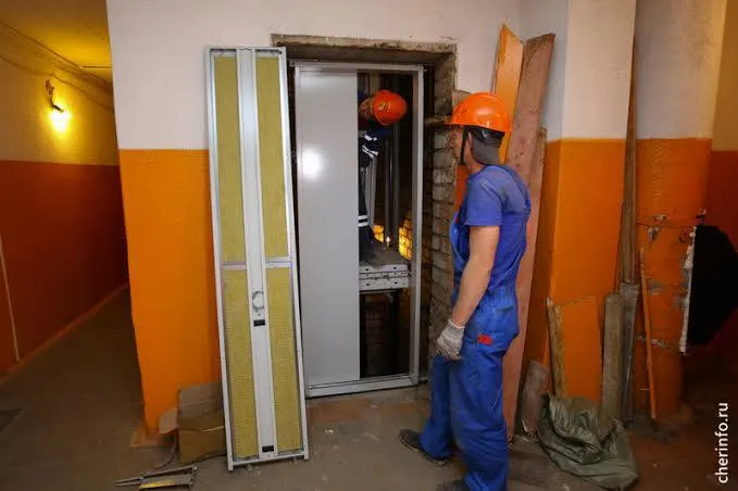 За год в регионе обновлено 318 лифтов; показатель выполнения работ по итогам сезона — 92%. План до февраля 2030 года: заменить 1429 лифтов.