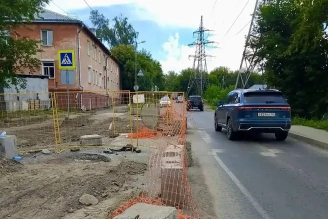 Энергетиков и подрядчиков оштрафовали на 2,5 миллиона рублей; благоустройство восстановлено на 90%, на контроле — 140 объектов.