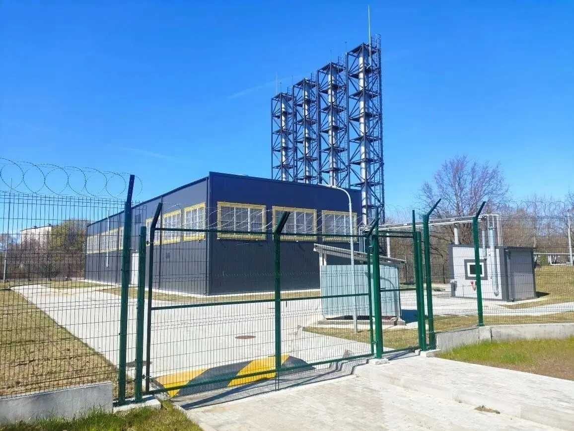 Балтийский округ приступил к пуску первых газовых котельных и обновлению газовой инфраструктуры; для потребителей предусмотрены временные ограничения давления во время ввода объектов.
