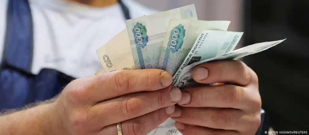 Тарифы ЖКХ растут по регионам после выборов; власти обещают экономически обоснованные платежи, но инфляция и военные расходы продолжают давить на бюджеты семей.