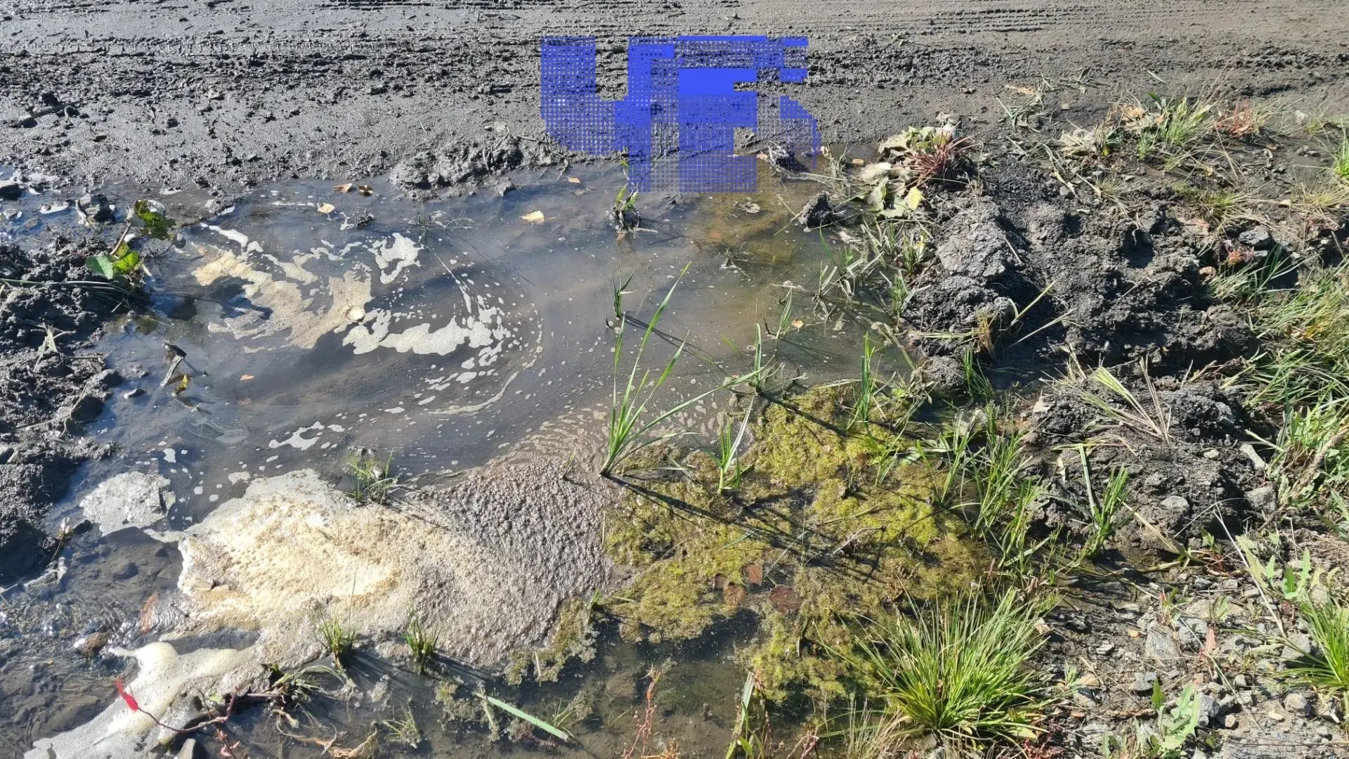 Продолжаются проблемы с водоснабжением: в городе фиксируется увеличение объема сброса воды и рост счетов за водоотведение, реакции властей остаются нерешенными.