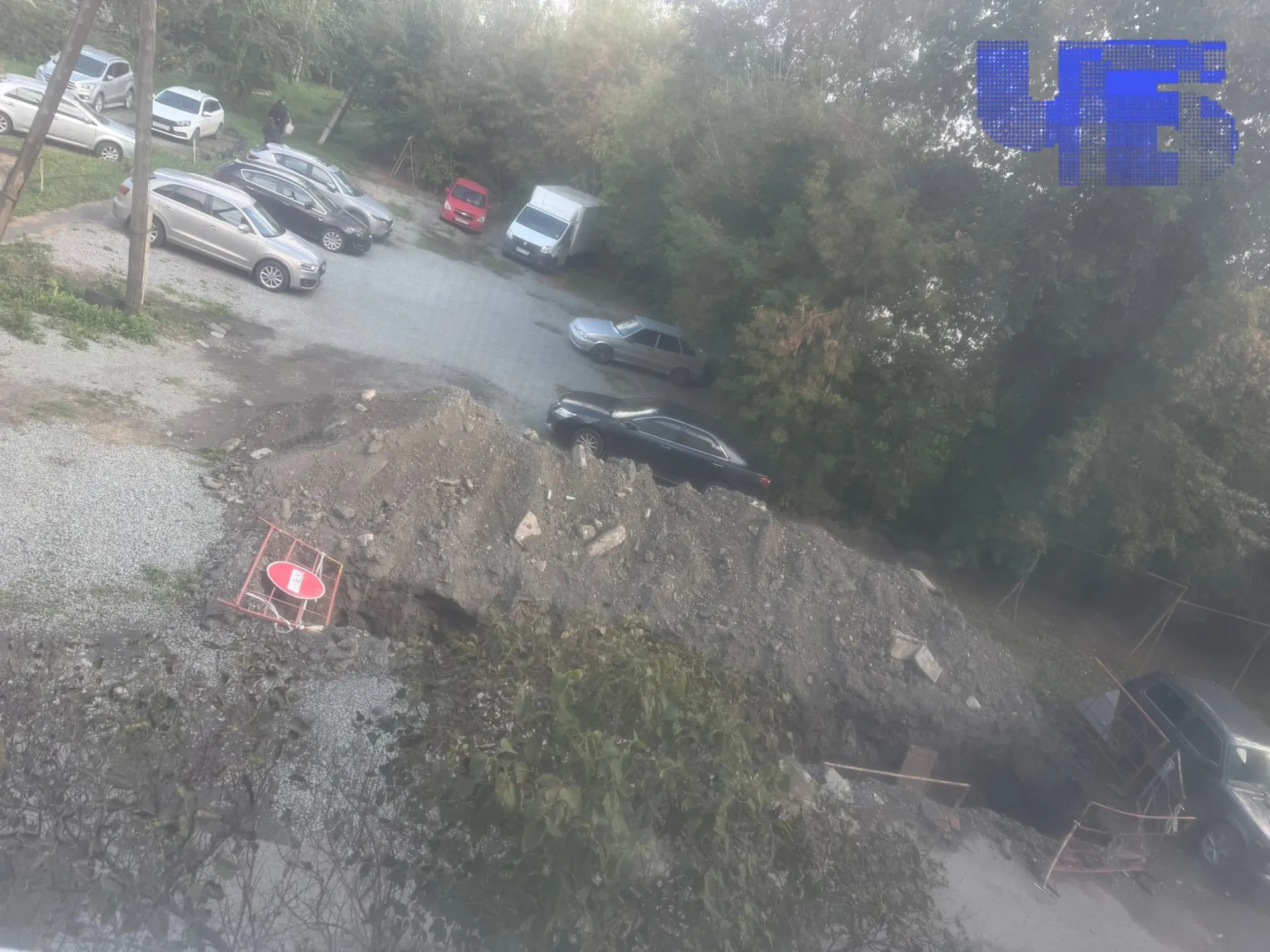 В Озёрске начался отопительный сезон, но проблемы с коммунальными сетями сохраняются: ремонт водопроводов, отключения воды по адресам и задержки на отдельных домах.