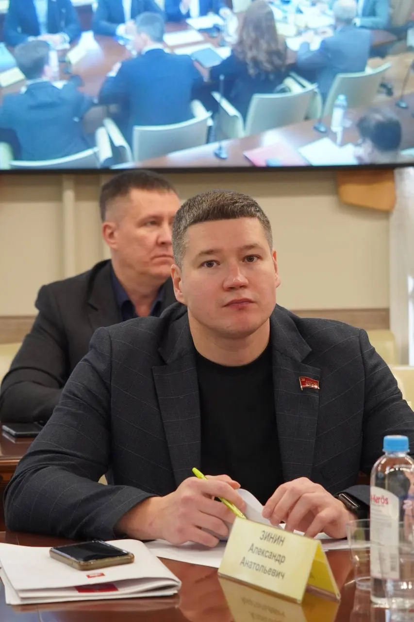 Кратко о работе муниципального депутата: итоги комитетов, изменения в бюджете, ход реализации трамваи и вопросы по дому на Хасана, 115.