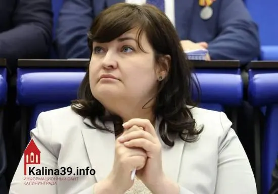 Вице-премьер региона заявила о повышенной себестоимости строительства и нехватке земли, что приводит к удорожанию квартир. Инфраструктура не успевает за застройкой, жители требуют решения проблемы.